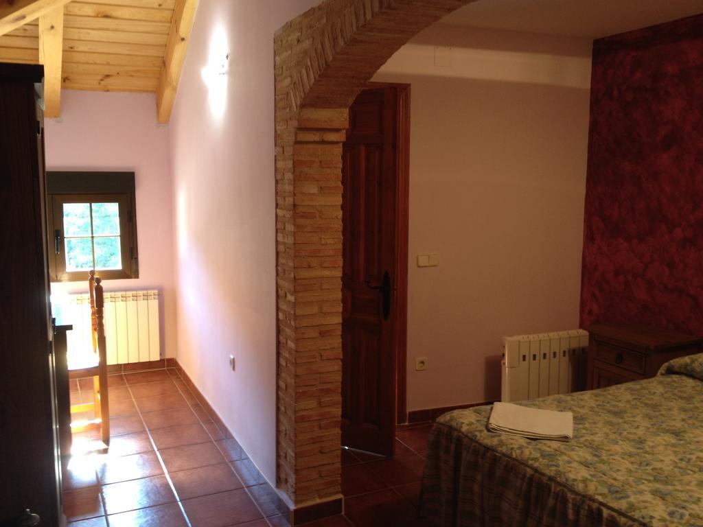 Hospedaje Rural Casa Parri Poveda de la Sierra Quarto foto
